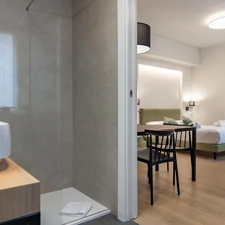 Beco Illimity Business & Luxury Triple דירה